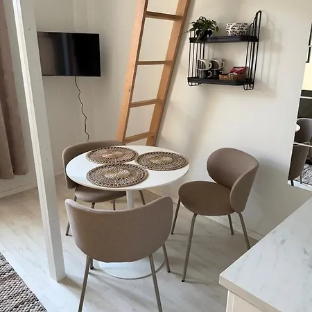 Hakaniemi Gem - Bright Loft Apartment *